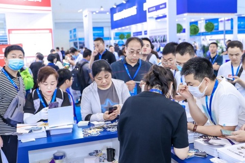 常州长三角新能源汽车技术及零部件博览会展会现场图片