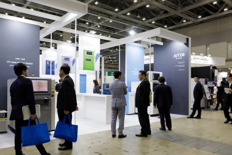 日本东京电子零部件和电子设备展览会展会现场图片
