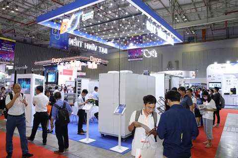 越南胡志明绿色能源展览会展会现场图片