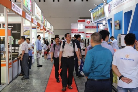 印尼雅加达塑料橡胶展览会展会现场图片