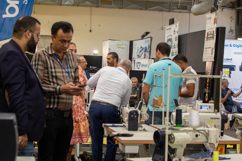 西班牙纺织机械展览会展会现场图片