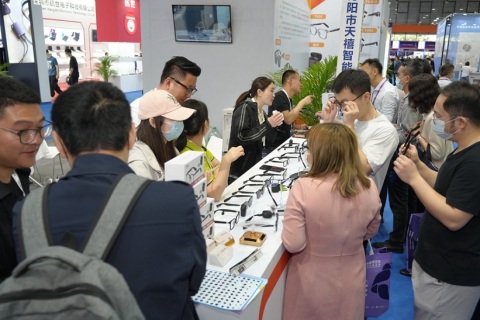 越南胡志明国际消费电子及家用电器展展会现场图片